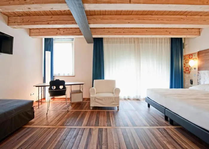 מלון Veronesi La Torre 4*